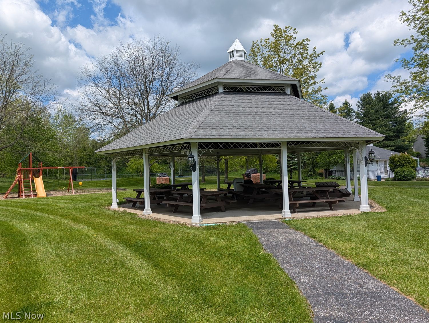 721 Sagewood Lane Chagrin Falls OH 44023