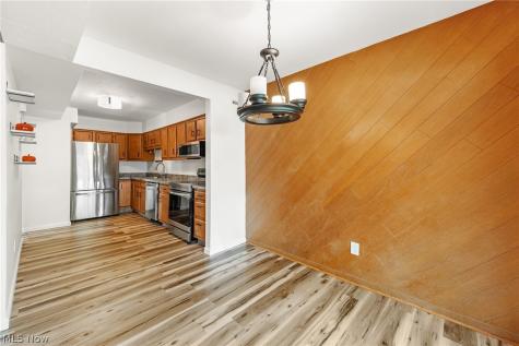 7332 Creekwood Drive North Royalton OH 44133