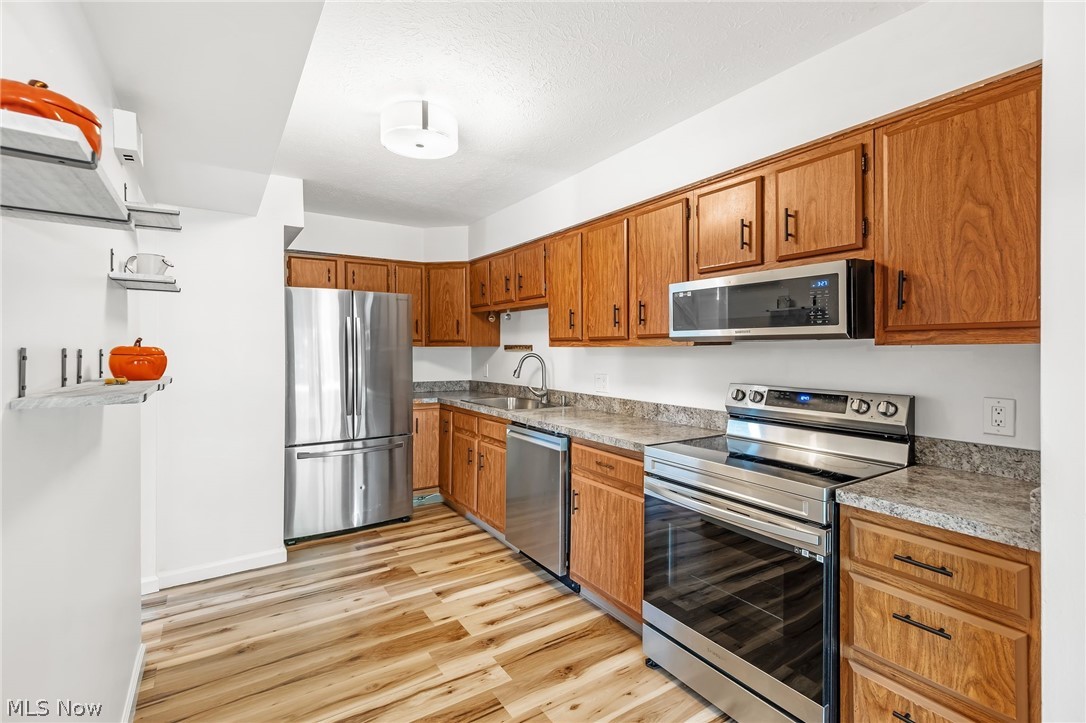 7332 Creekwood Drive North Royalton OH 44133