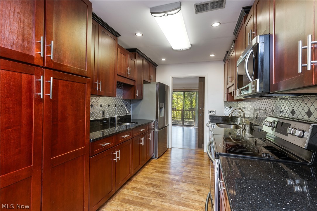 782 Hampton Ridge Drive Akron OH 44313