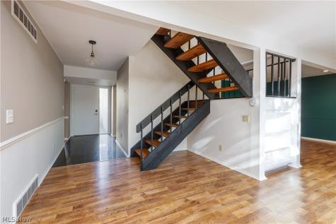 782 Hampton Ridge Drive Akron OH 44313
