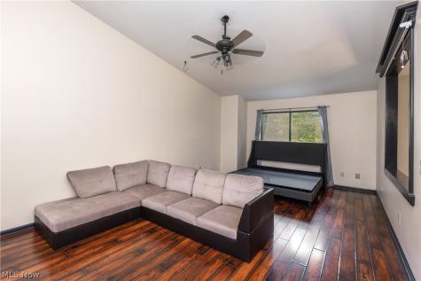 782 Hampton Ridge Drive Akron OH 44313