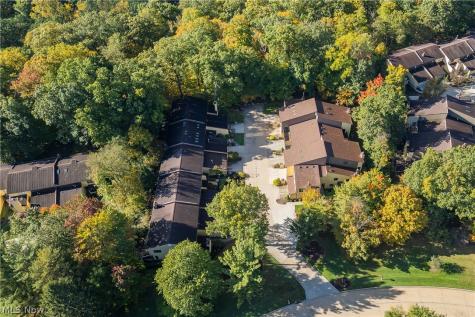 782 Hampton Ridge Drive Akron OH 44313
