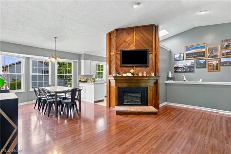 8632 Wedgewood Avenue NW North Canton OH 44720