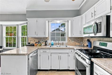 8632 Wedgewood Avenue NW North Canton OH 44720