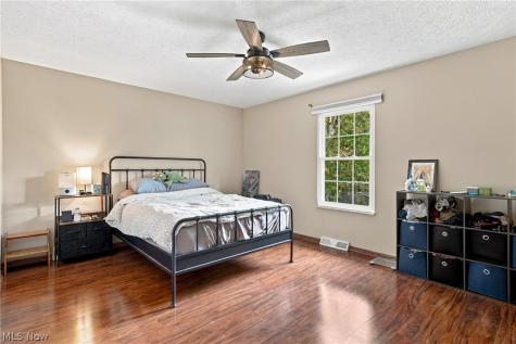 8632 Wedgewood Avenue NW North Canton OH 44720