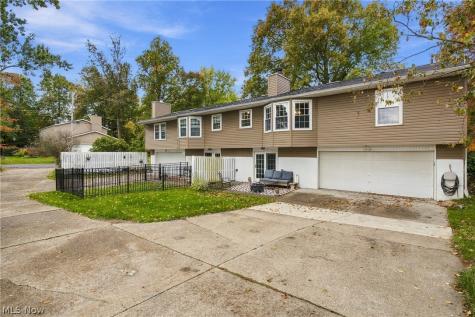 8632 Wedgewood Avenue NW North Canton OH 44720