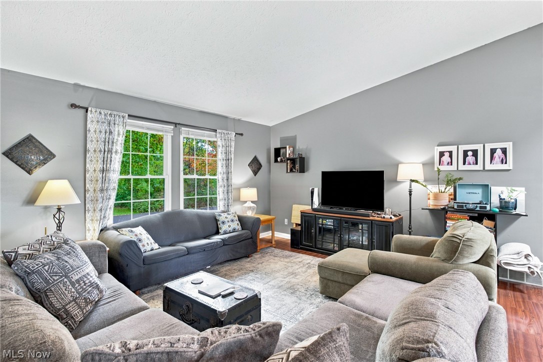 8632 Wedgewood Avenue NW North Canton OH 44720