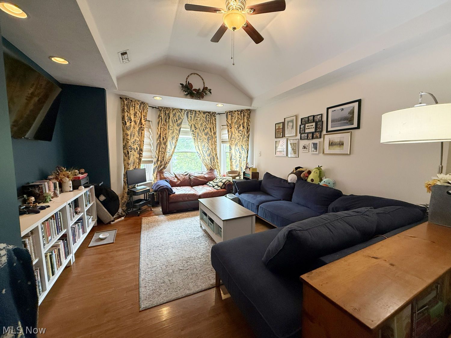 11020 Detroit Avenue Cleveland OH 44102
