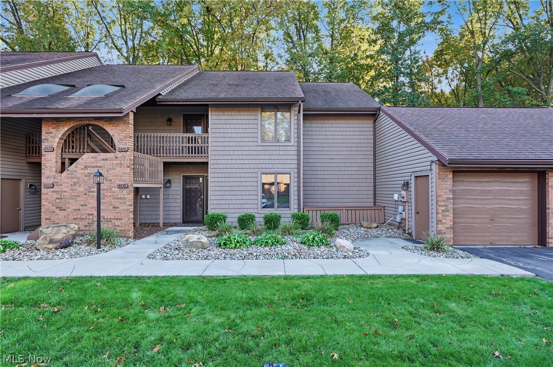 4458 Willow Creek Drive SE Howland OH 44484