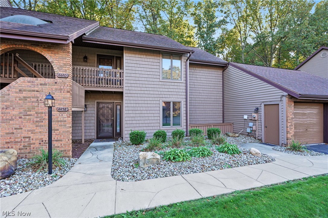 4458 Willow Creek Drive SE Howland OH 44484