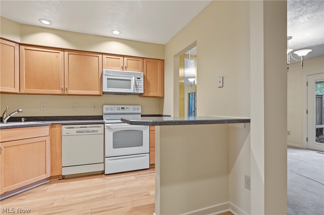 4458 Willow Creek Drive SE Howland OH 44484
