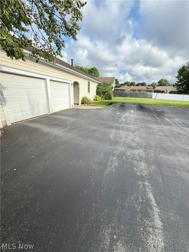 810 Kentwood Drive Boardman OH 44512