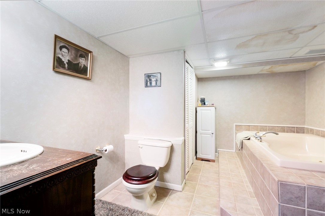 344 Myron Street Hubbard OH 44425