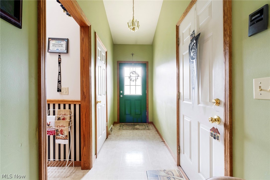 344 Myron Street Hubbard OH 44425