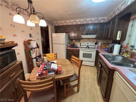 6474 Concord Drive Parma OH 44134
