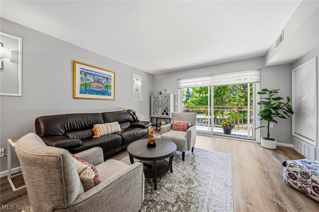 26101 Village Lane Beachwood OH 44122