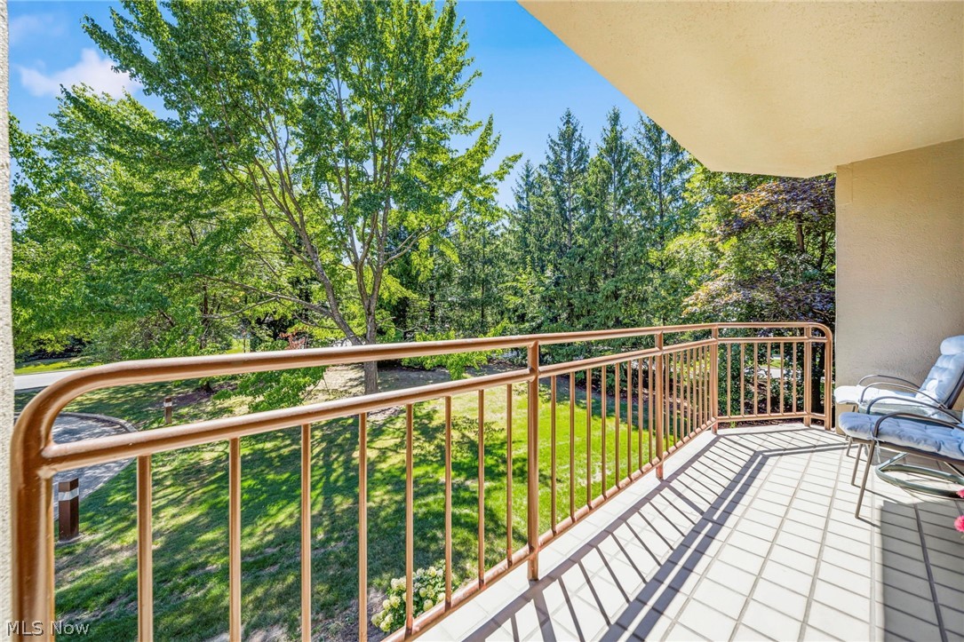 26101 Village Lane Beachwood OH 44122