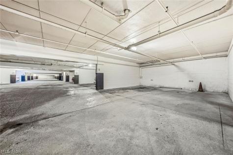 26101 Village Lane Beachwood OH 44122