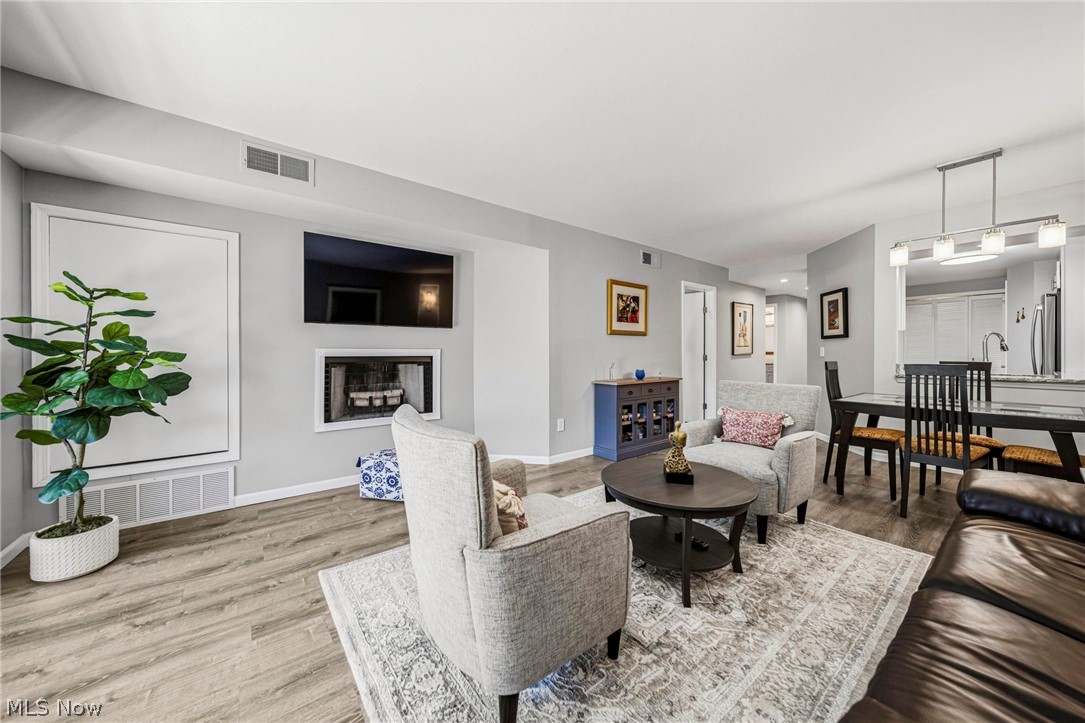 26101 Village Lane Beachwood OH 44122
