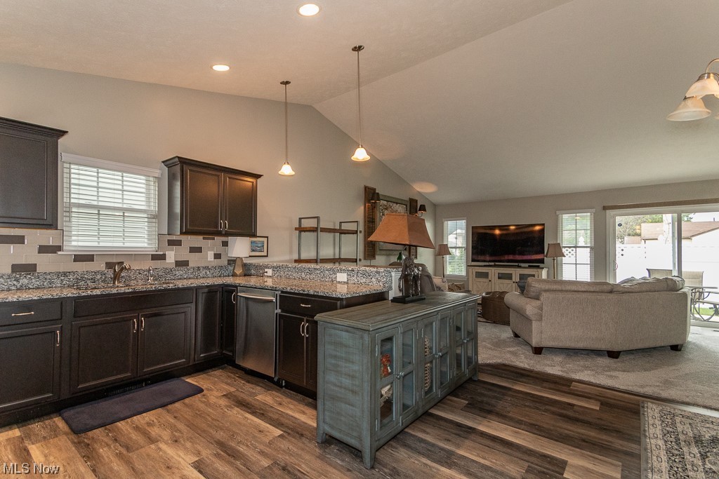 1512 Golf Drive Wickliffe OH 44092