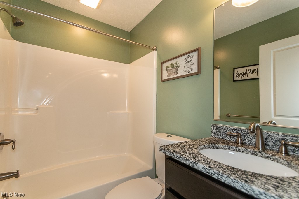 1512 Golf Drive Wickliffe OH 44092