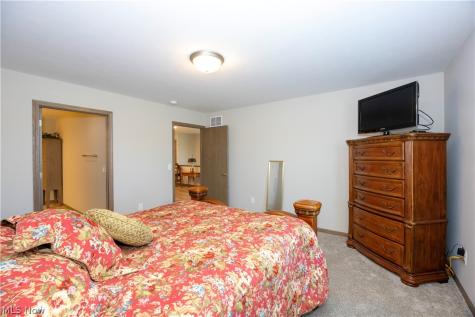 1813 Blackberry Lane Orrville OH 44667