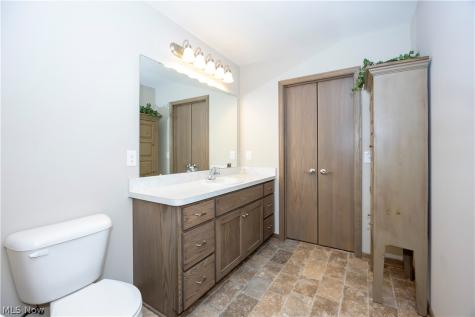 1813 Blackberry Lane Orrville OH 44667