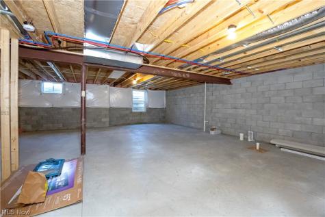 1813 Blackberry Lane Orrville OH 44667