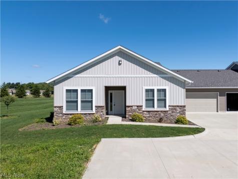 1813 Blackberry Lane Orrville OH 44667