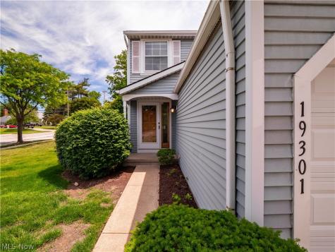 19301 Puritas Avenue Cleveland OH 44135