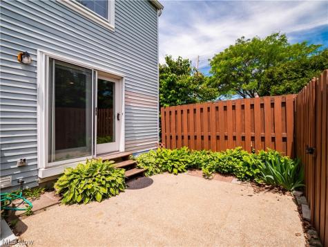 19301 Puritas Avenue Cleveland OH 44135