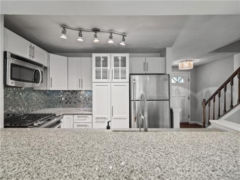 19301 Puritas Avenue Cleveland OH 44135