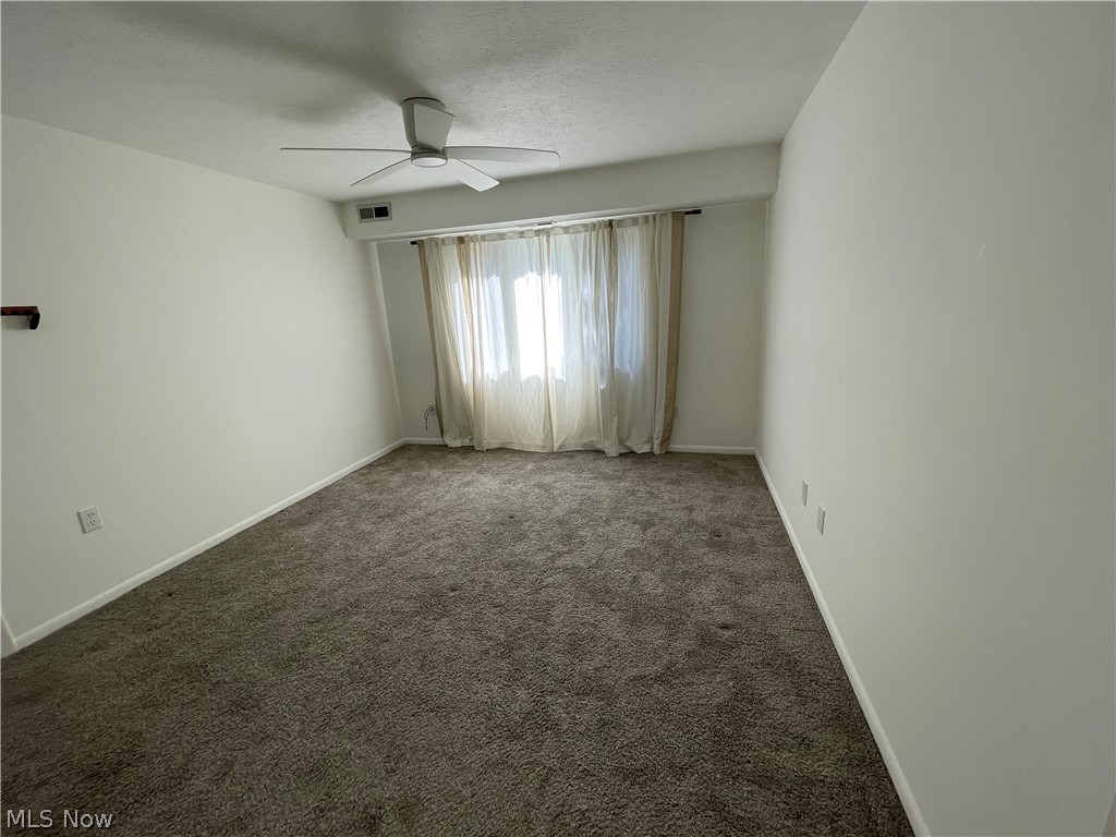 7087 Village Drive Mentor OH 44060