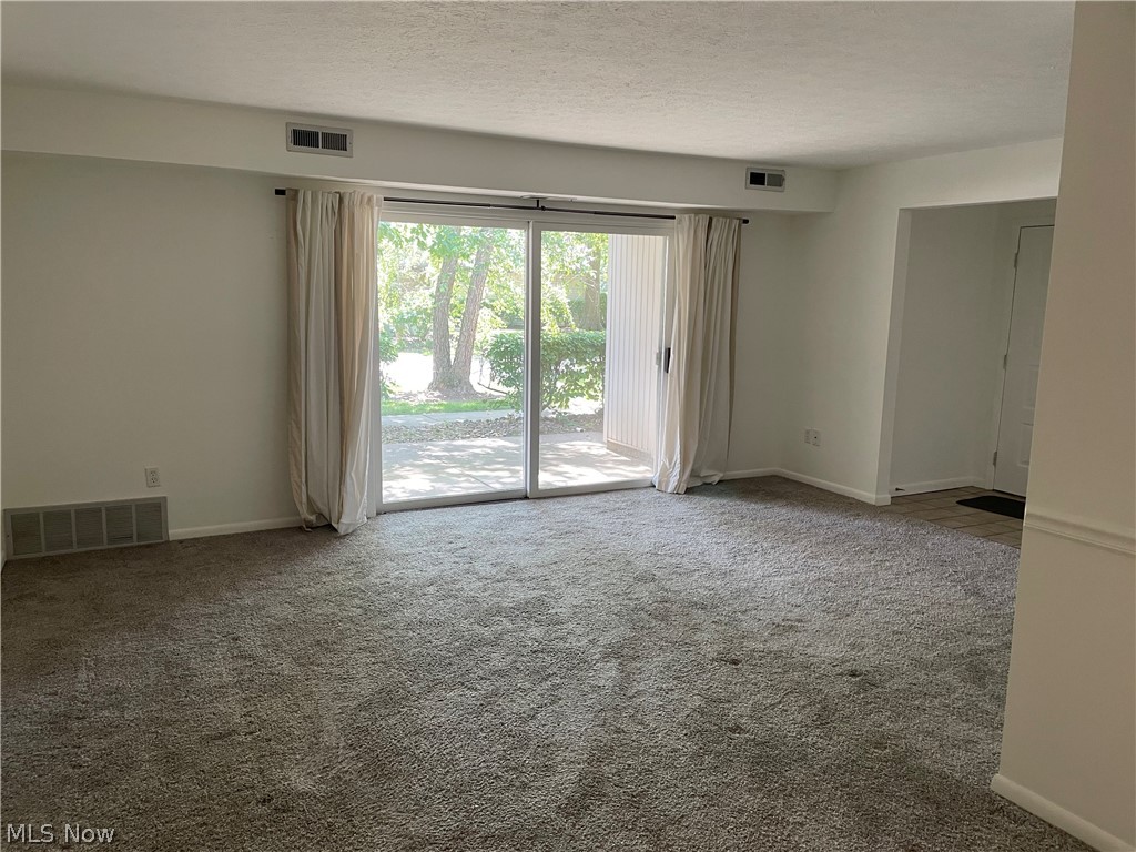 7087 Village Drive Mentor OH 44060