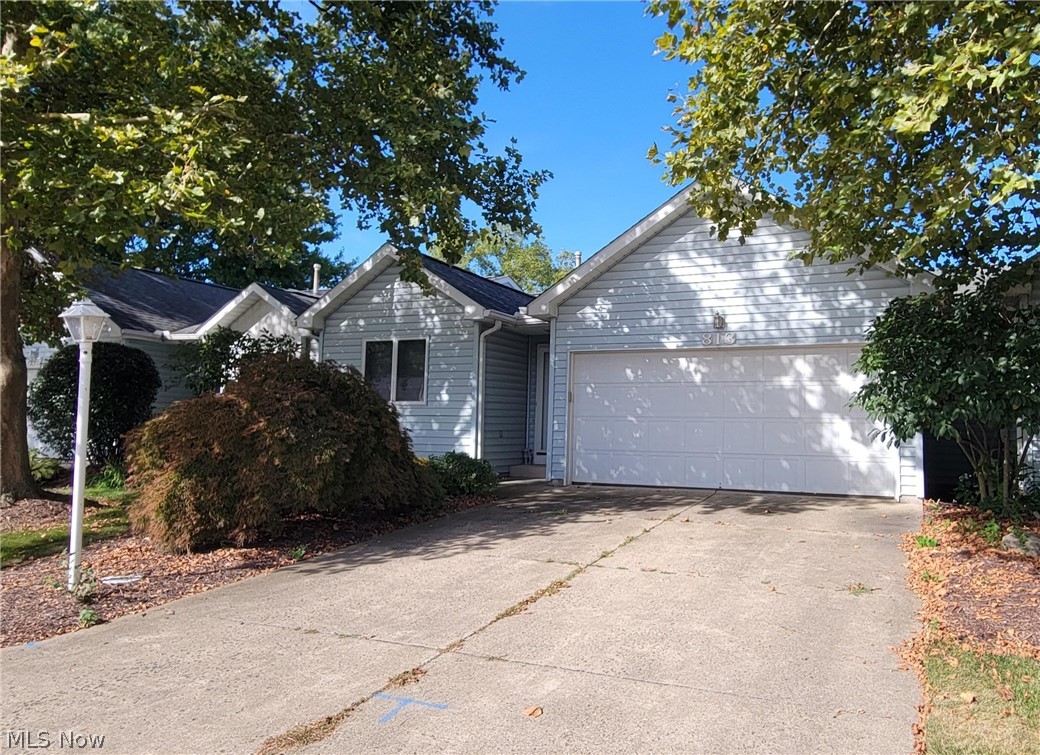 813 Elizabeth Drive Huron OH 44839