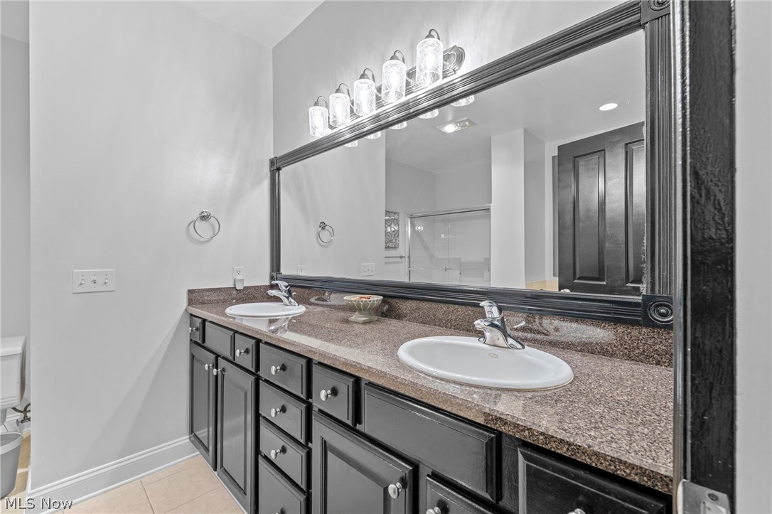 138 Stonecreek Drive Mayfield Heights OH 44143