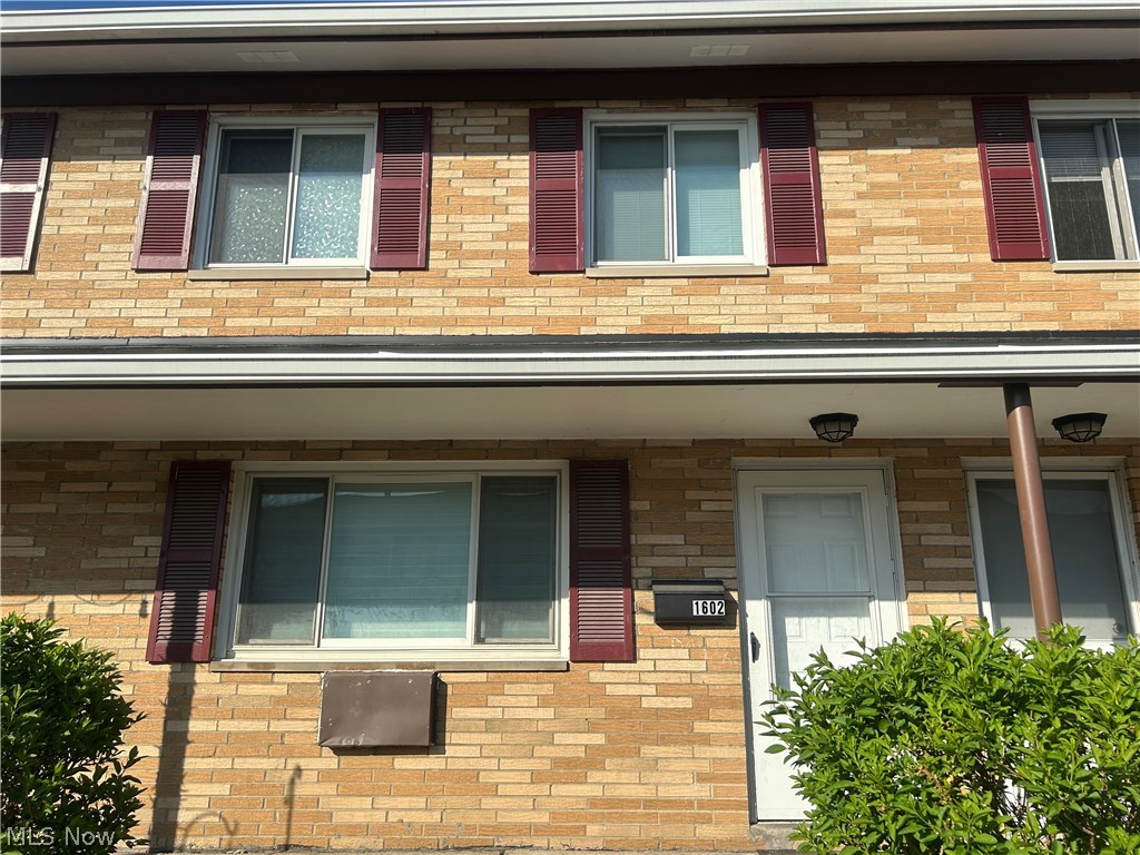 1602 Lee Terrace Drive Wickliffe OH 44092
