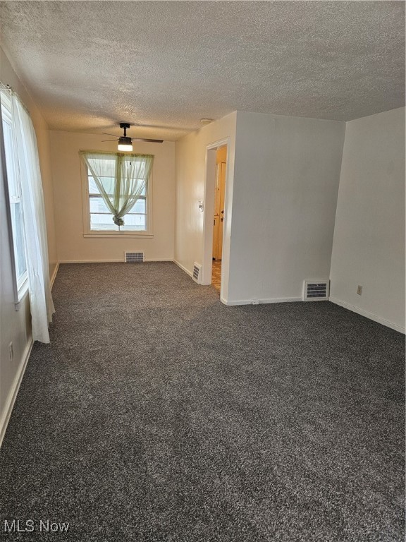 1425 E 252nd Street Euclid OH 44117