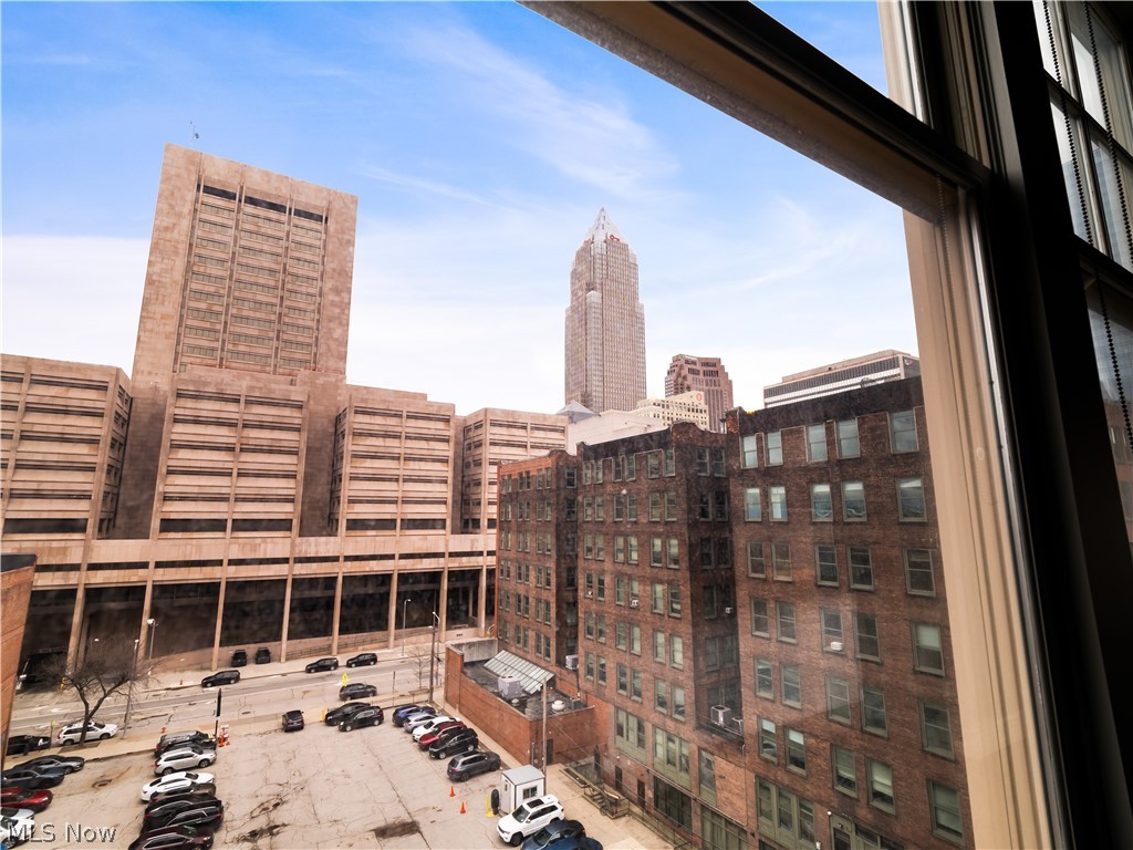 1260 W 4th Street Cleveland OH 44113