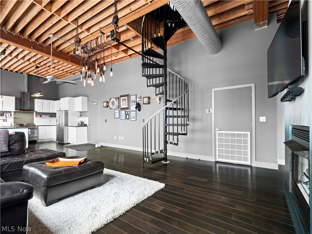 1260 W 4th Street Cleveland OH 44113