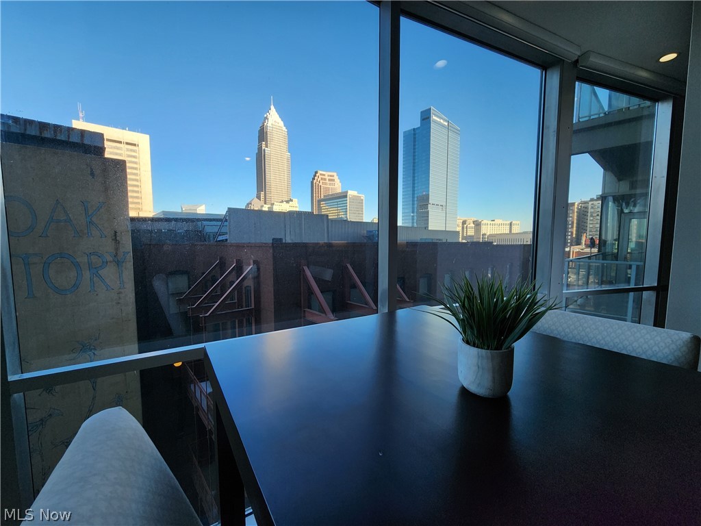701 W Lakeside Avenue Cleveland OH 44113