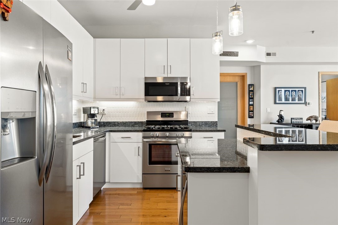 701 W Lakeside Avenue Cleveland OH 44113