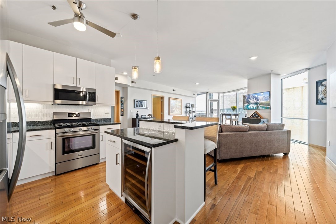 701 W Lakeside Avenue Cleveland OH 44113