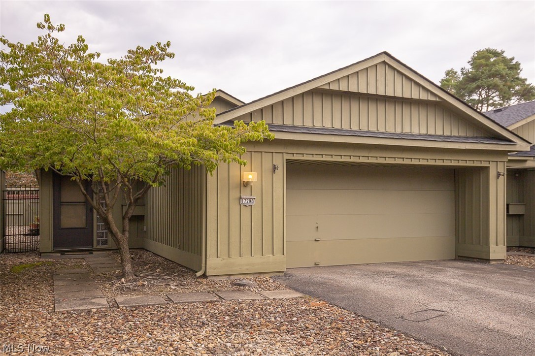 17298 Otani Court Strongsville OH 44136