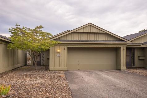 17298 Otani Court Strongsville OH 44136