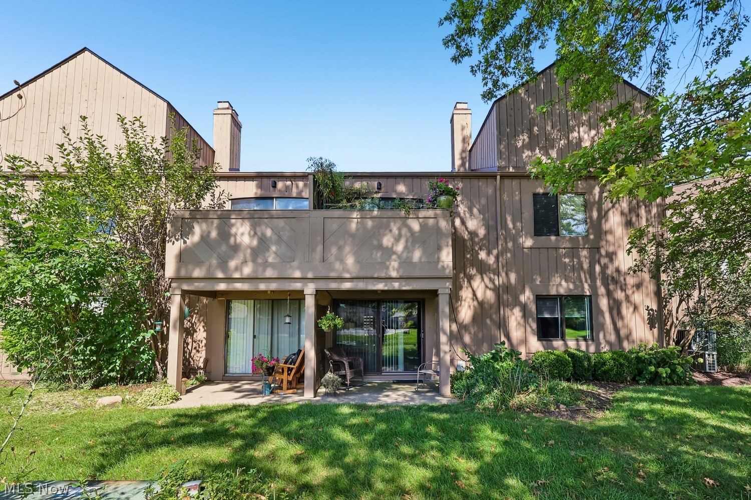 93 Landings Way Avon Lake OH 44012