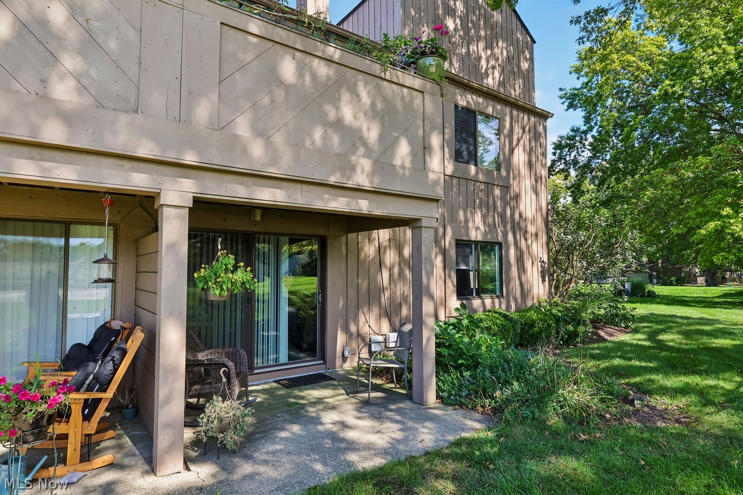 93 Landings Way Avon Lake OH 44012