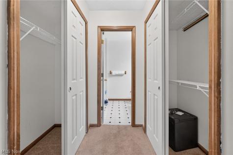 19342 Bradford Court Strongsville OH 44149