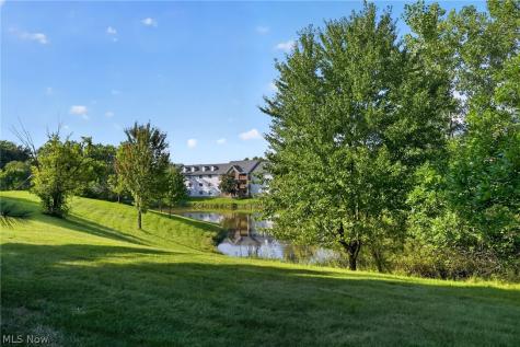 19342 Bradford Court Strongsville OH 44149